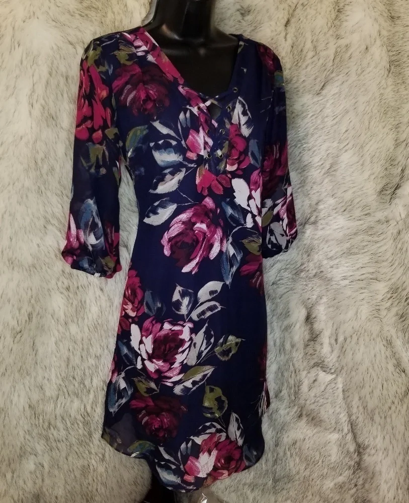 Dress beautiful figure flattering gown outfit
